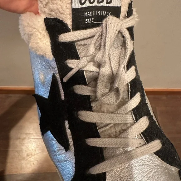 Golden Goose Super-Star Sabot in silver laminated leather with black star - Picture 10 of 10